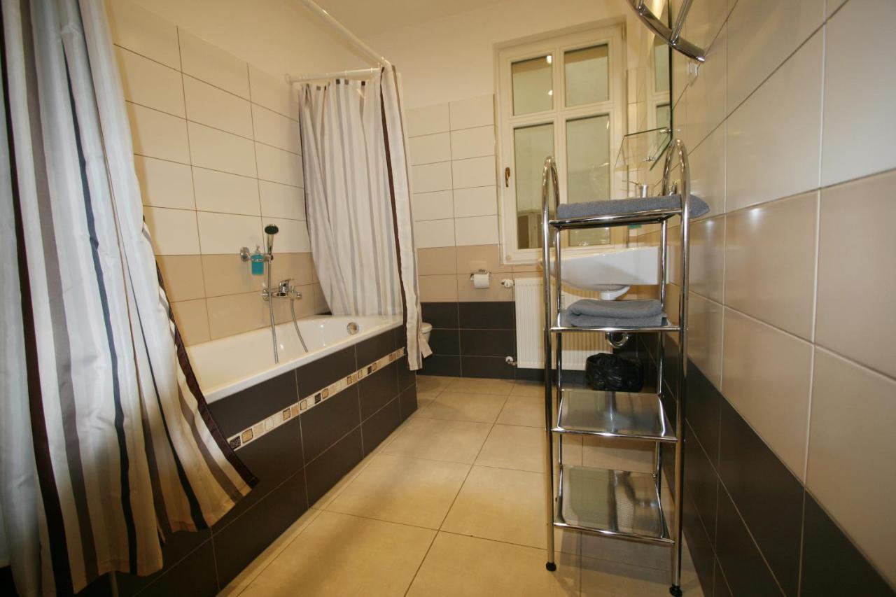 Apartment No. 40 Stará louka 20 Karlovy Vary Kültér fotó