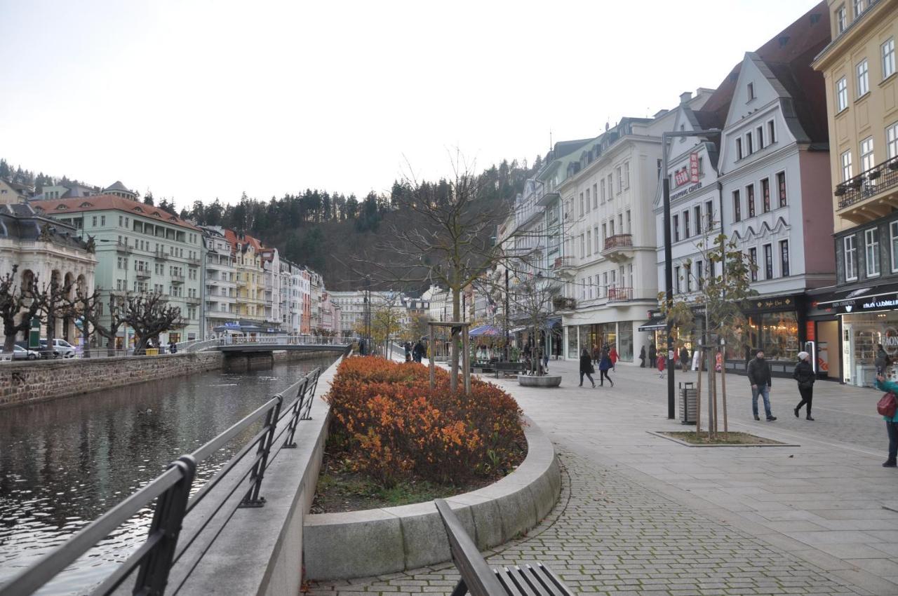 Apartment No. 40 Stará louka 20 Karlovy Vary Kültér fotó